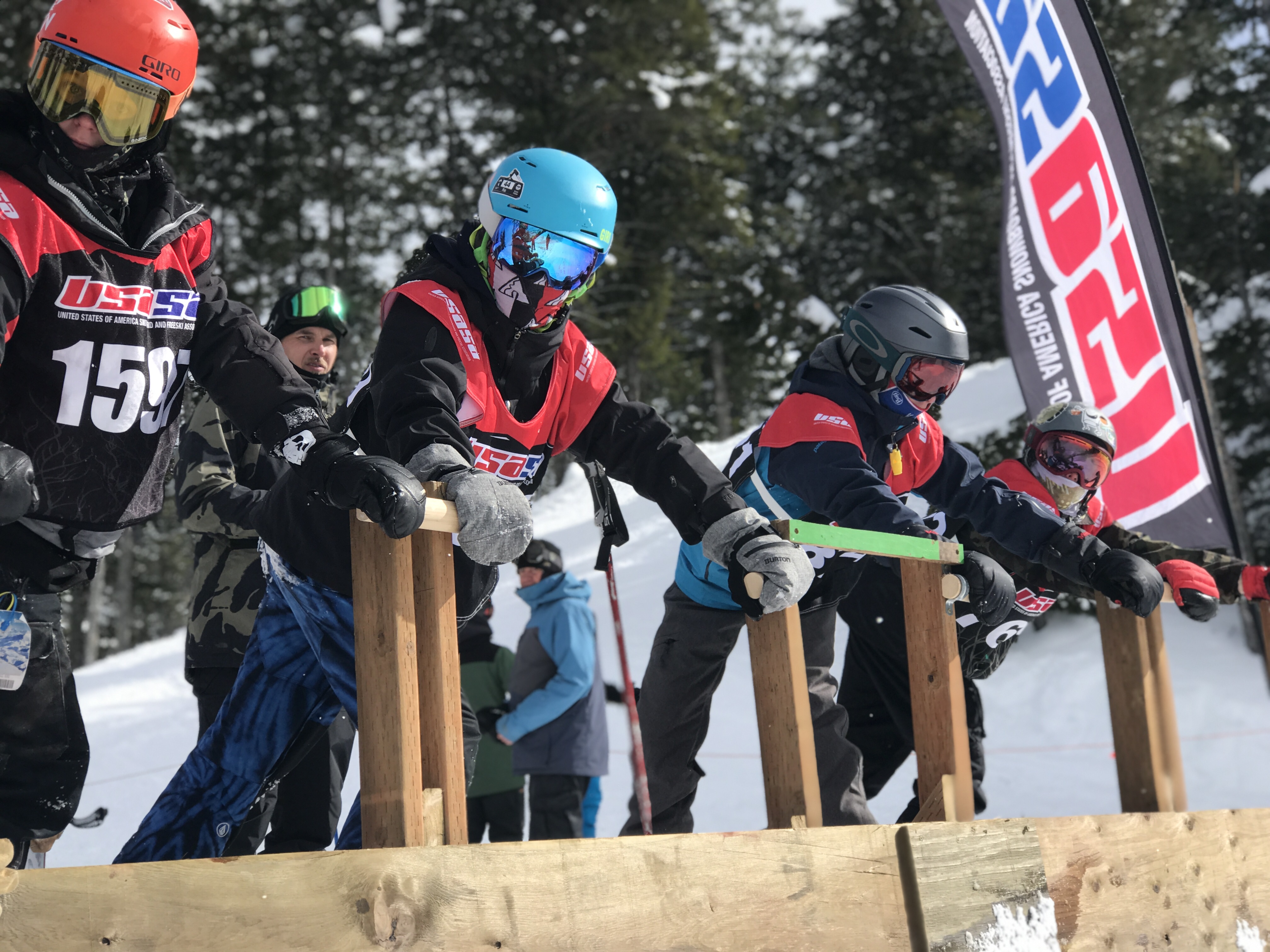 Tiernan Schuldt and Ronin Zell in the gate